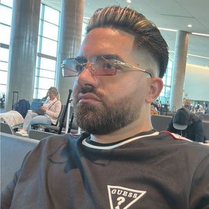 Meet your Posher, Pedro